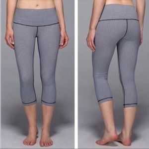 Lululemon Wunder Under Navy and White Gingham Crop